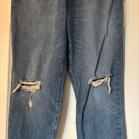 J. Crew Slouchy Boyfriend Jean in Southern Sky Wash Distressed Mom Baggy 29T L - Picture 6 of 11